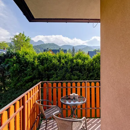 アパート Lux Giewont View Droga Do Walczakow 30 By Rentilopl *